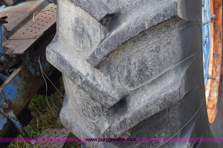 image for item L2613 Ford 6000 tractor