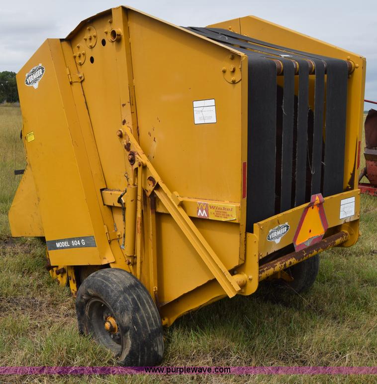 image for item L2617 1980 Vermeer 504G round baler