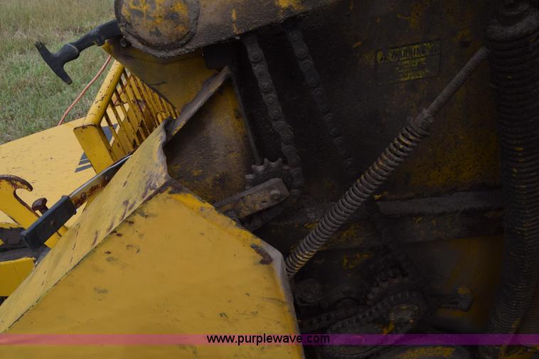 image for item L2617 1980 Vermeer 504G round baler