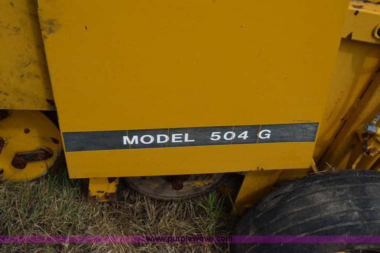 image for item L2617 1980 Vermeer 504G round baler