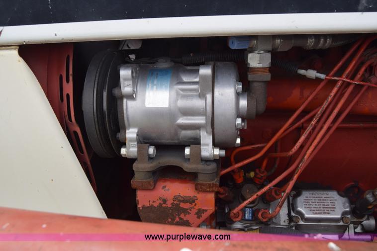 image for item L2631 International 1086 tractor