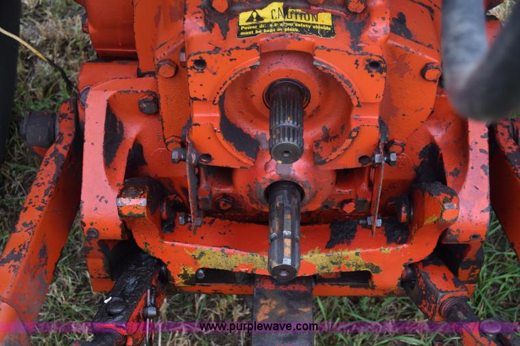 image for item L2631 International 1086 tractor