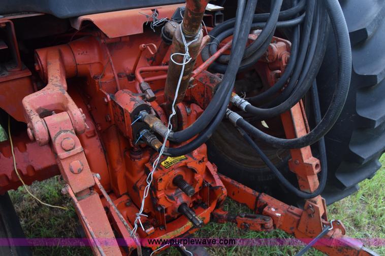 image for item L2631 International 1086 tractor