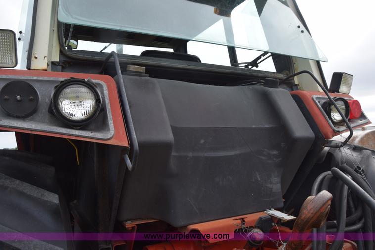 image for item L2631 International 1086 tractor