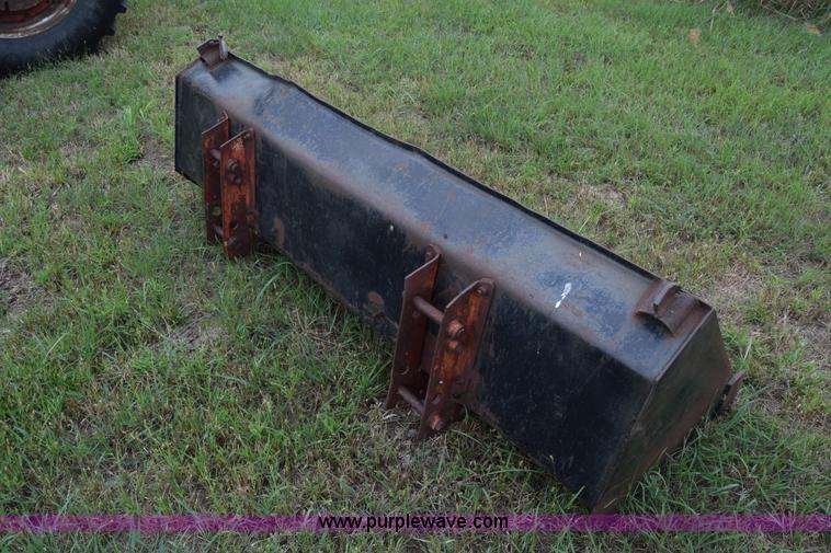 image for item L2631 International 1086 tractor