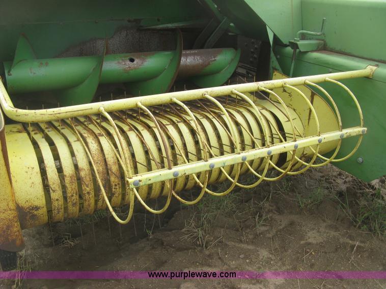 image for item L3844 John Deere 336 small square baler