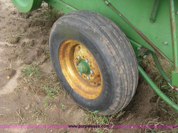 image for item L3844 John Deere 336 small square baler