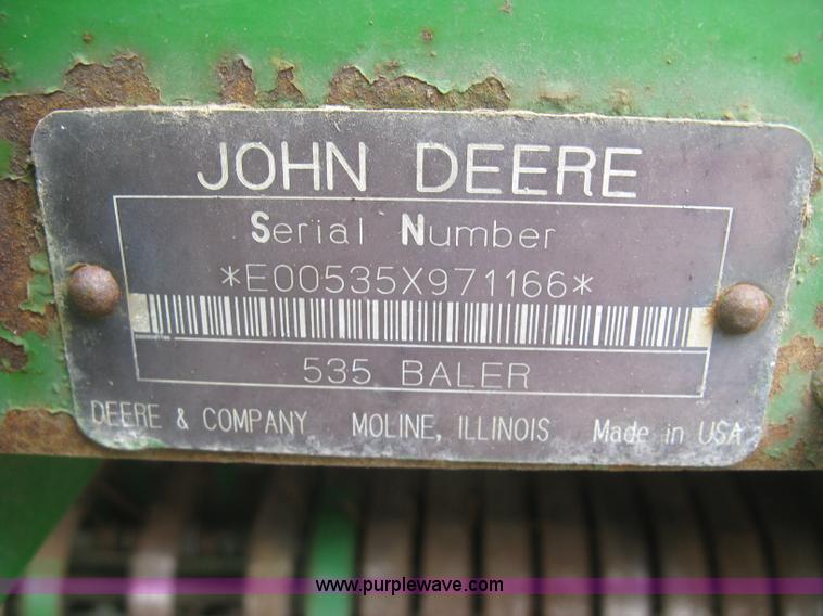 image for item L3845 John Deere 535 round baler