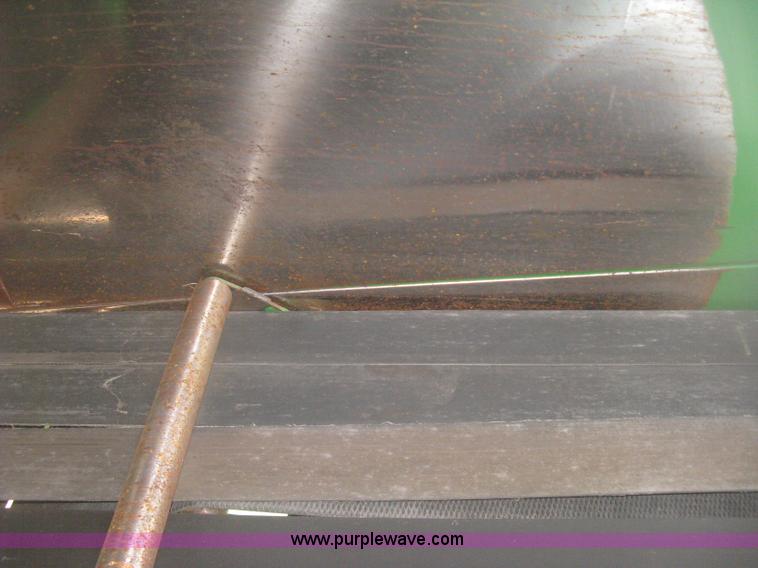 image for item L3845 John Deere 535 round baler