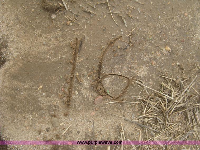 image for item L3850 International 620 grain drill