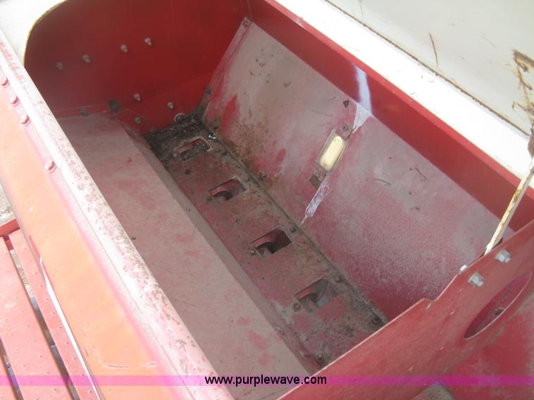 image for item L3850 International 620 grain drill