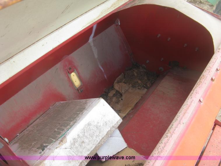 image for item L3850 International 620 grain drill