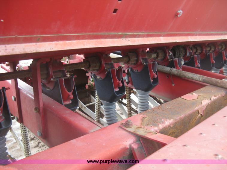image for item L3850 International 620 grain drill