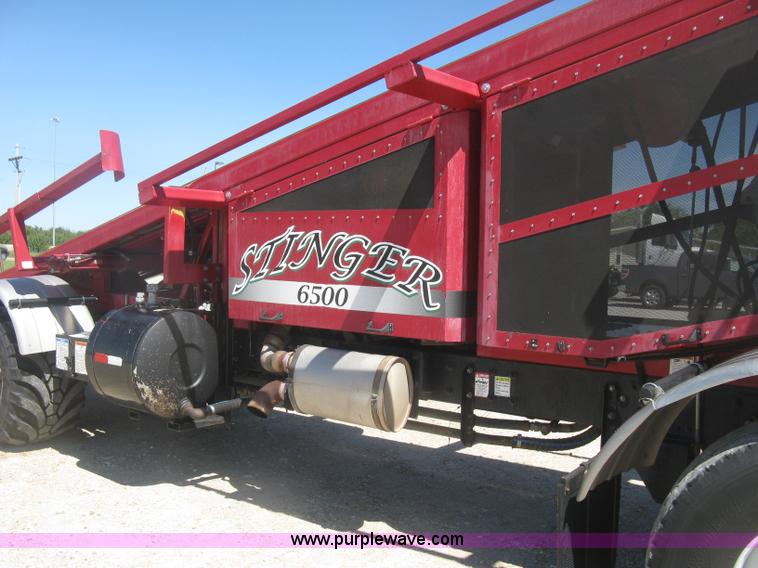 image for item L3860 2010 Stinger 6500 stack wagon