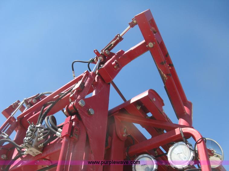 image for item L3860 2010 Stinger 6500 stack wagon