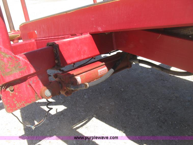 image for item L3860 2010 Stinger 6500 stack wagon