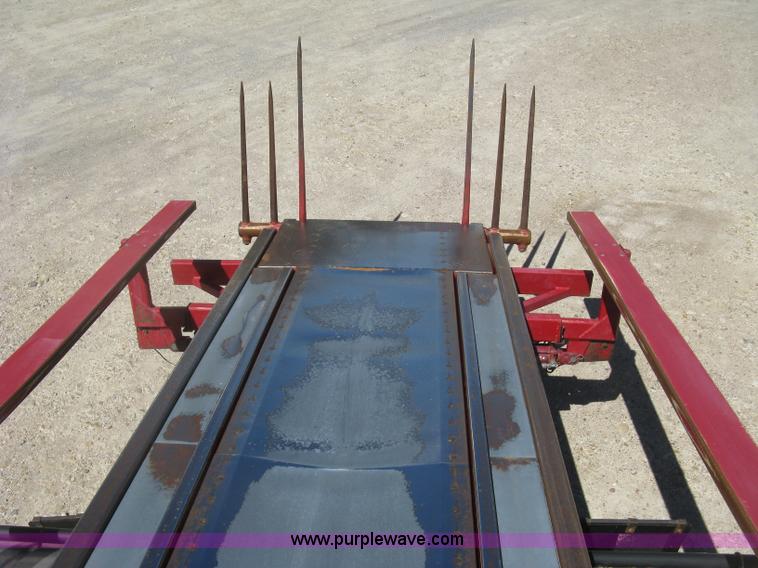 image for item L3860 2010 Stinger 6500 stack wagon