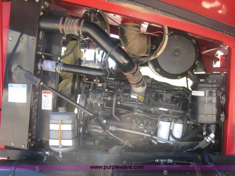 image for item L3860 2010 Stinger 6500 stack wagon