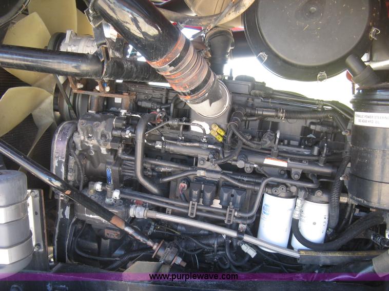 image for item L3860 2010 Stinger 6500 stack wagon