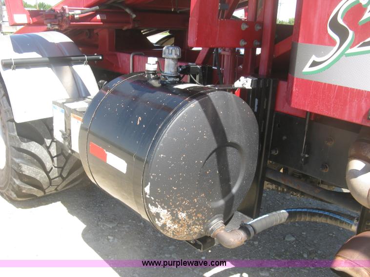 image for item L3860 2010 Stinger 6500 stack wagon