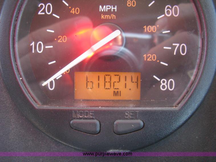 image for item L3860 2010 Stinger 6500 stack wagon