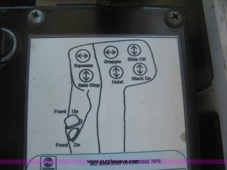 image for item L3860 2010 Stinger 6500 stack wagon