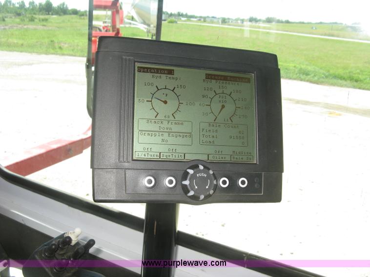 image for item L3860 2010 Stinger 6500 stack wagon