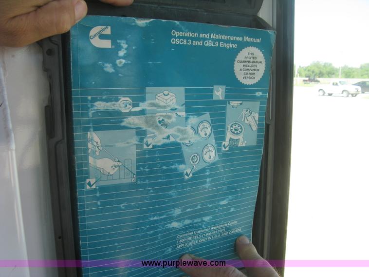 image for item L3860 2010 Stinger 6500 stack wagon