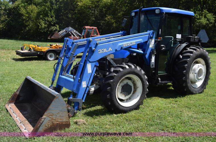 image for item L3865 New Holland D65CVS MFWD tractor