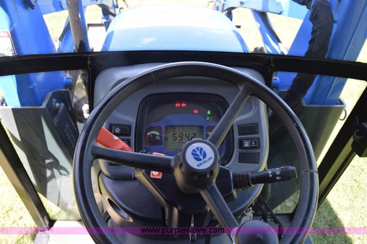 image for item L3865 New Holland D65CVS MFWD tractor