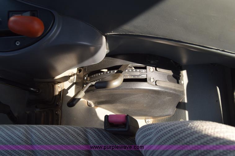 image for item L3865 New Holland D65CVS MFWD tractor