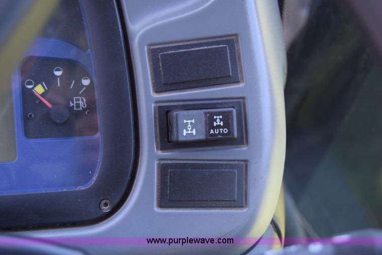 image for item L3865 New Holland D65CVS MFWD tractor