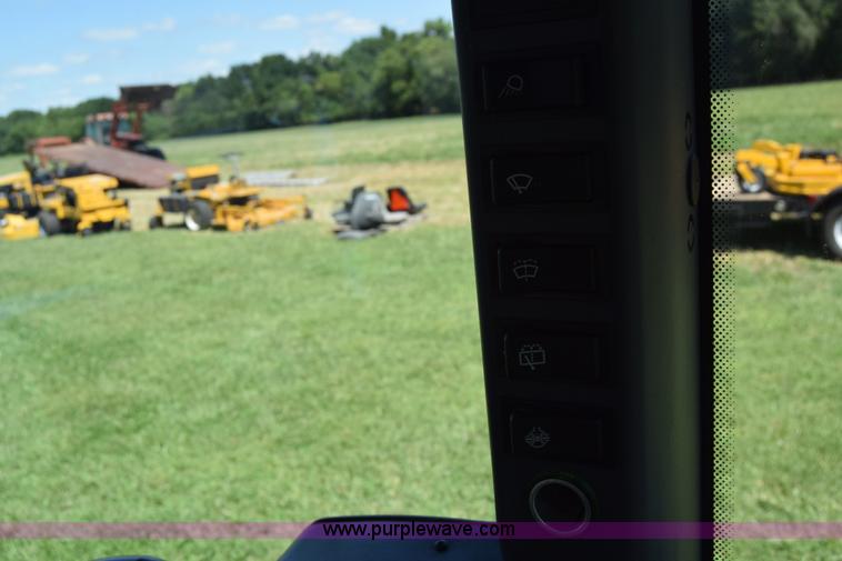 image for item L3865 New Holland D65CVS MFWD tractor