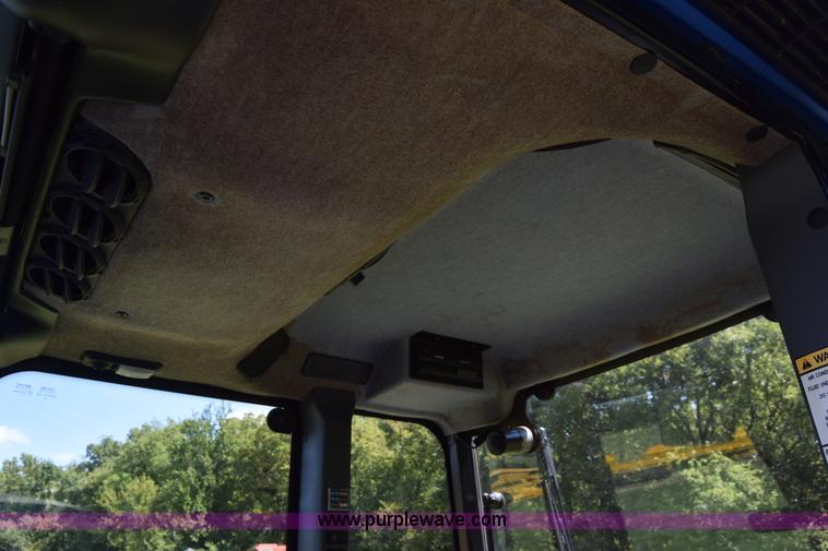 image for item L3865 New Holland D65CVS MFWD tractor