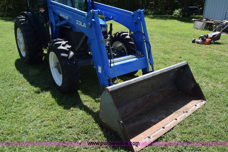 image for item L3865 New Holland D65CVS MFWD tractor