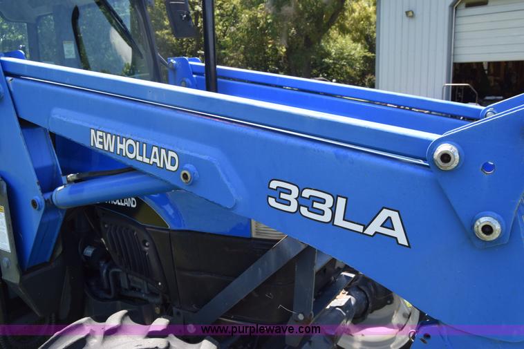 image for item L3865 New Holland D65CVS MFWD tractor