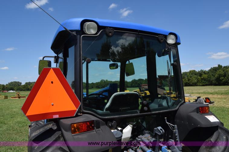 image for item L3865 New Holland D65CVS MFWD tractor