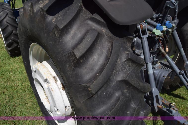 image for item L3865 New Holland D65CVS MFWD tractor