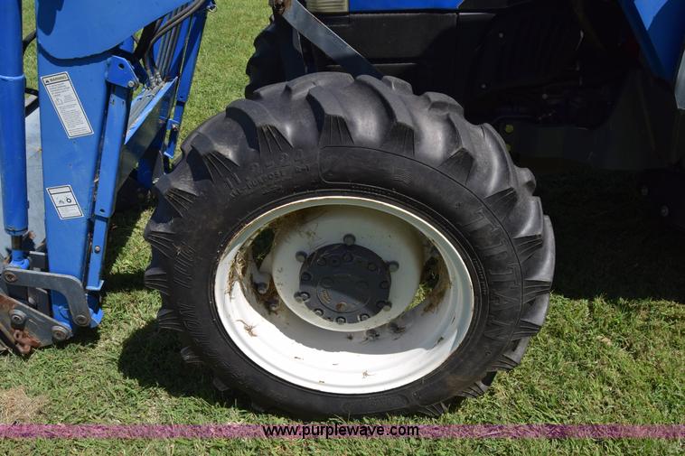 image for item L3865 New Holland D65CVS MFWD tractor