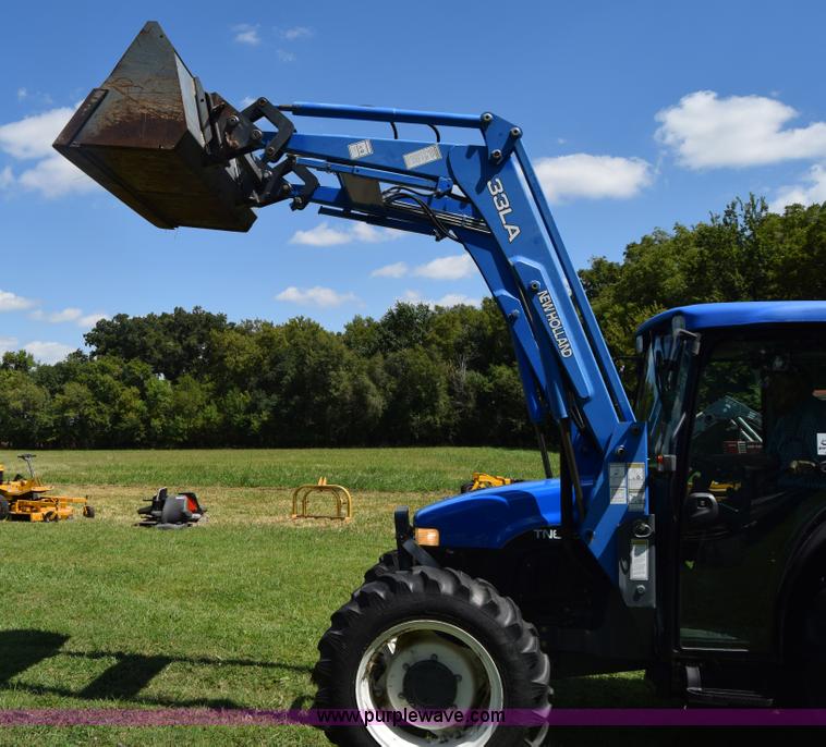 image for item L3865 New Holland D65CVS MFWD tractor