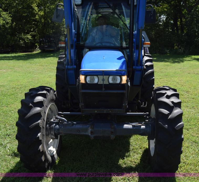 image for item L3865 New Holland D65CVS MFWD tractor