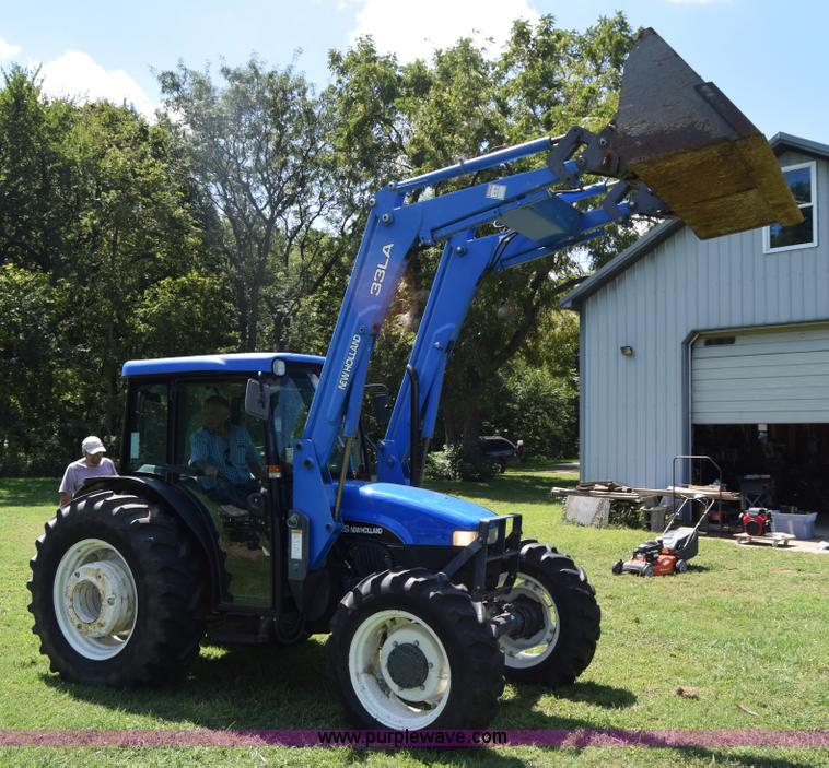 image for item L3865 New Holland D65CVS MFWD tractor