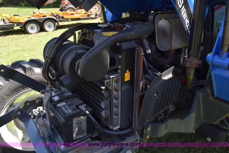 image for item L3865 New Holland D65CVS MFWD tractor