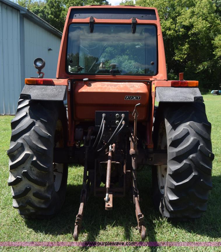 image for item L3866 Fiat Hesston 880-5DT MFWD tractor