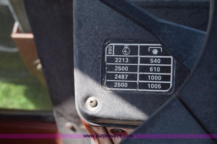 image for item L3866 Fiat Hesston 880-5DT MFWD tractor