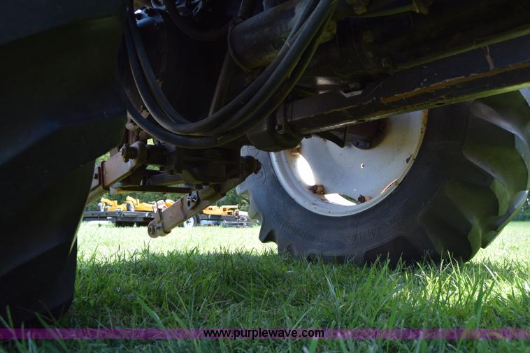 image for item L3866 Fiat Hesston 880-5DT MFWD tractor