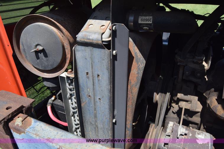 image for item L3866 Fiat Hesston 880-5DT MFWD tractor