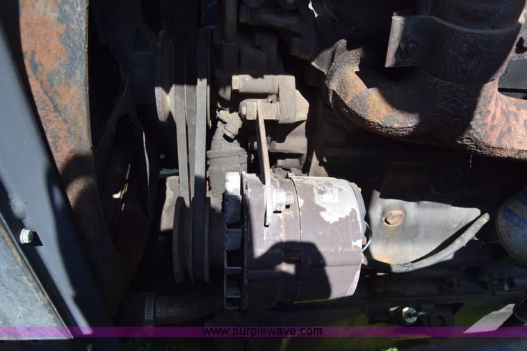 image for item L3866 Fiat Hesston 880-5DT MFWD tractor