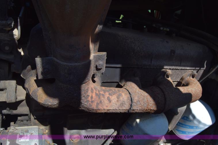 image for item L3866 Fiat Hesston 880-5DT MFWD tractor