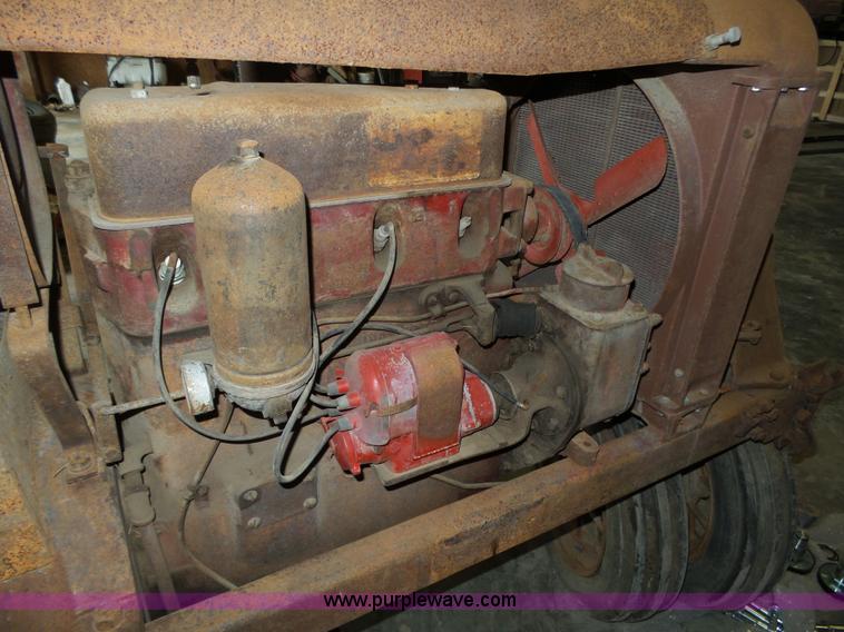 image for item L4016 1938 Farmall F20 tractor